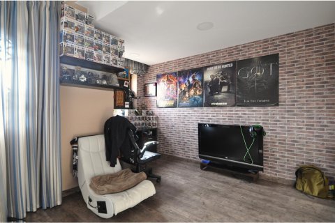 5 bedrooms house for sale in Lloret de Mar, Girona, Catalonia, Spain № 1361 - photo 25