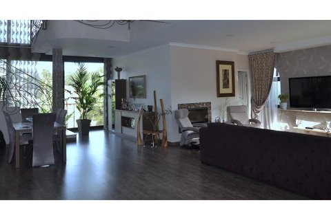 5 bedrooms house for sale in Lloret de Mar, Girona, Catalonia, Spain № 1361 - photo 7