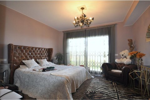 5 bedrooms house for sale in Lloret de Mar, Girona, Catalonia, Spain № 1361 - photo 17