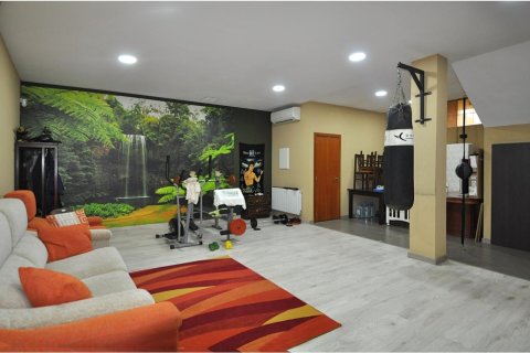 5 bedrooms house for sale in Lloret de Mar, Girona, Catalonia, Spain № 1361 - photo 30