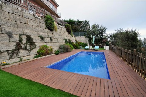 6 bedrooms house for sale in Lloret de Mar, Girona, Catalonia, Spain № 1363 - photo 16