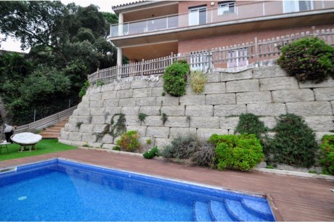 6 bedrooms house for sale in Lloret de Mar, Girona, Catalonia, Spain № 1363 - photo 17
