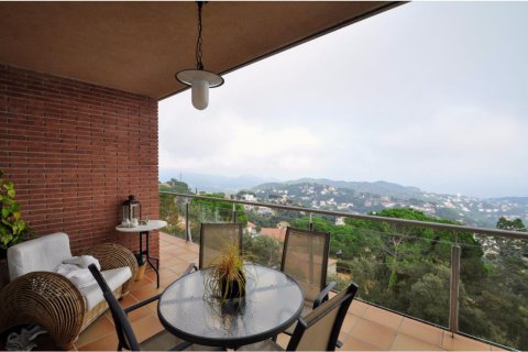 6 bedrooms house for sale in Lloret de Mar, Girona, Catalonia, Spain № 1363