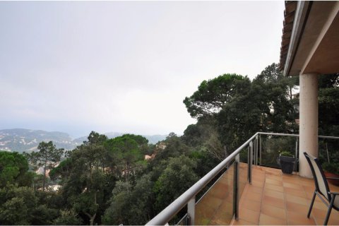 6 bedrooms house for sale in Lloret de Mar, Girona, Catalonia, Spain № 1363 - photo 4