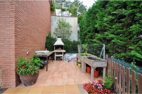 6 bedrooms house for sale in Lloret de Mar, Girona, Catalonia, Spain № 1363 - photo 15