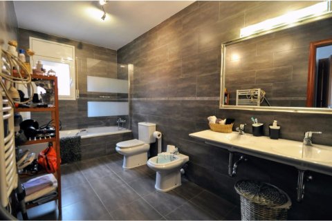 6 bedrooms house for sale in Lloret de Mar, Girona, Catalonia, Spain № 1363 - photo 7