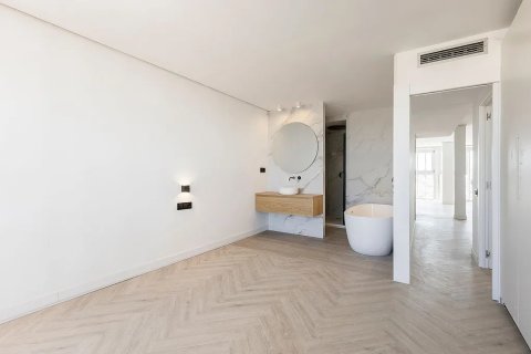 2 bedrooms apartment for sale in Barcelona, Catalonia, Spain № 1366 - photo 30
