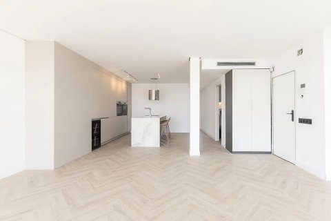 2 bedrooms apartment for sale in Barcelona, Catalonia, Spain № 1366 - photo 9