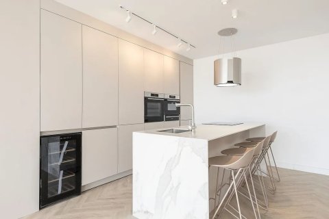2 bedrooms apartment for sale in Barcelona, Catalonia, Spain № 1366 - photo 3