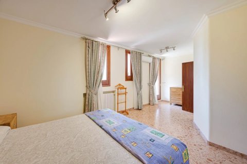5 bedrooms house for sale in Blanes, Girona, Catalonia, Spain № 2470 - photo 5
