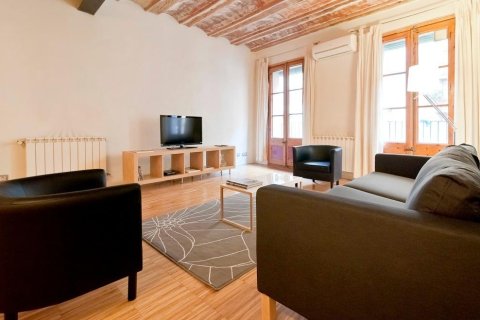 2 bedrooms apartment for sale in Ciutat Vella, Barcelona, Catalonia, Spain № 2465