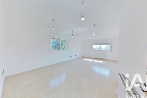 5 bedrooms house for sale in Bellvei, Tarragona, Catalonia, Spain № 8394 - photo 20