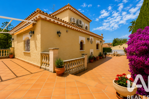 3 bedrooms house for sale in El Vendrell, Tarragona, Catalonia, Spain № 8397 - photo 18