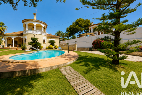 3 bedrooms house for sale in El Vendrell, Tarragona, Catalonia, Spain № 8397