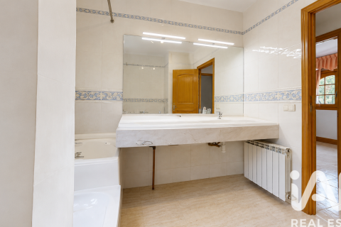 3 bedrooms house for sale in El Vendrell, Tarragona, Catalonia, Spain № 8397 - photo 6