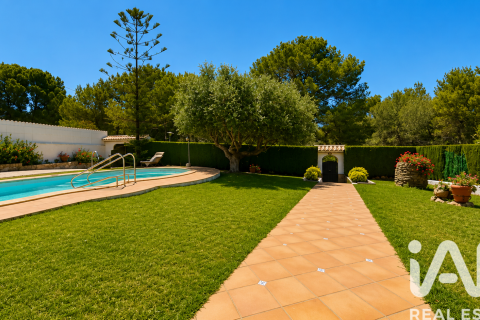 3 bedrooms house for sale in El Vendrell, Tarragona, Catalonia, Spain № 8397 - photo 25