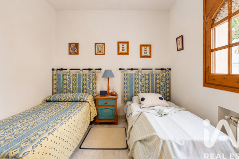 3 bedrooms house for sale in El Vendrell, Tarragona, Catalonia, Spain № 8397 - photo 8