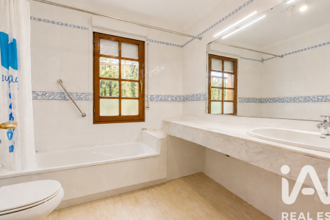 3 bedrooms house for sale in El Vendrell, Tarragona, Catalonia, Spain № 8397 - photo 7
