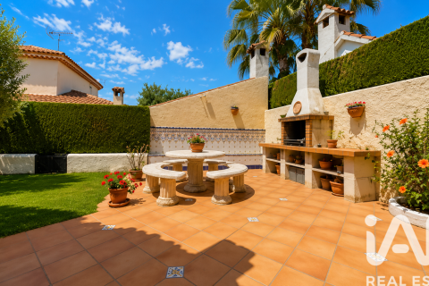 3 bedrooms house for sale in El Vendrell, Tarragona, Catalonia, Spain № 8397 - photo 19