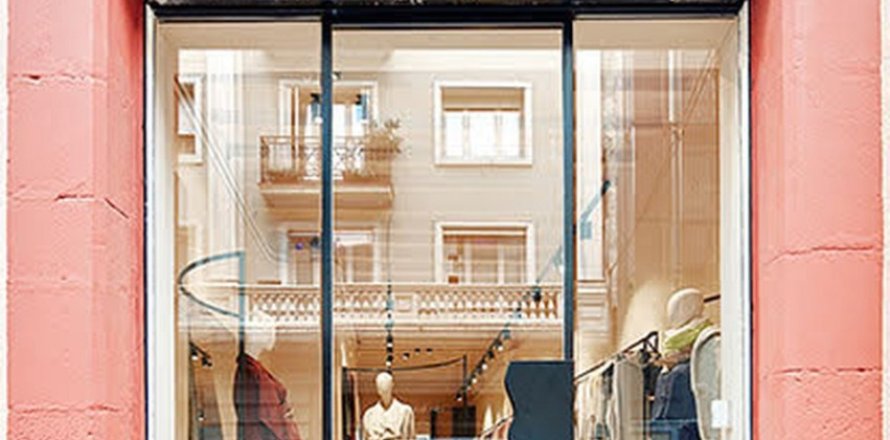 110 sq.m. commercial property for sale in Barcelona, Catalonia, Spain № 1086