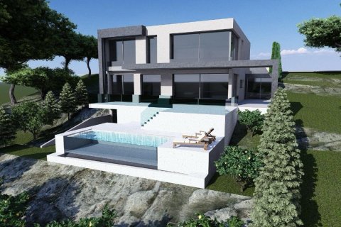 3 bedrooms land plot for sale in Lloret de Mar, Girona, Catalonia, Spain № 1082