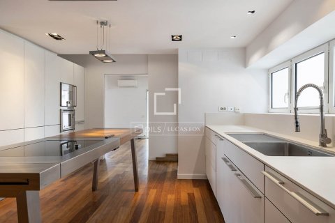 5 bedrooms villa for rent in Barcelona, Catalonia, Spain № 8773 - photo 18