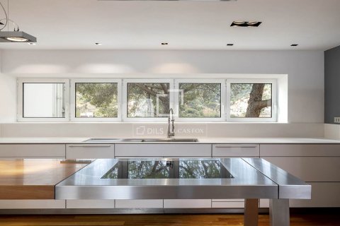 5 bedrooms villa for rent in Barcelona, Catalonia, Spain № 8773 - photo 17