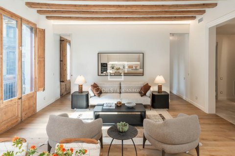 3 bedrooms apartment for rent in Barcelona, Catalonia, Spain № 8772 - photo 2