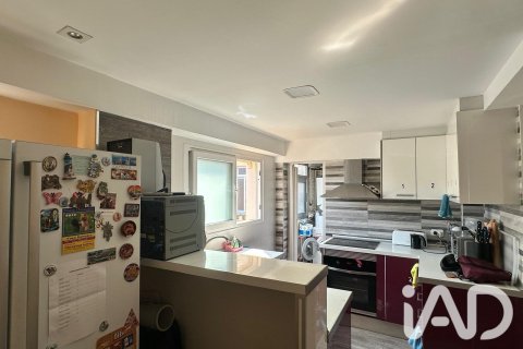 3 bedrooms apartment for sale in Barcelona, Catalonia, Spain № 8822 - photo 14