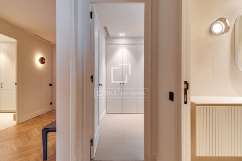 5 chambres penthouse à vendre à Barcelona, Catalonia, Spain № 7145 - photo 5