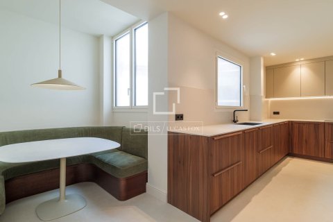 5 chambres penthouse à vendre à Barcelona, Catalonia, Spain № 7145 - photo 17
