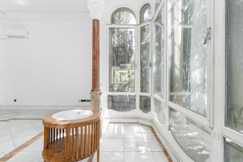 Apartamento de 3 dormitorios en venta en Barcelona, Cataluña, Spain № 7144 - foto 25