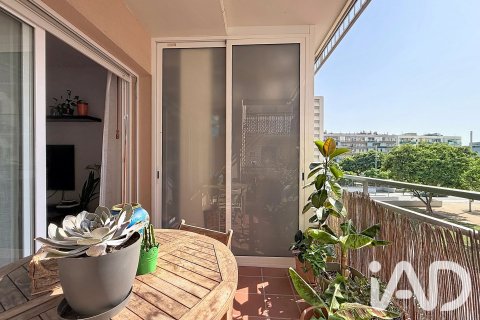 3 bedrooms apartment for sale in Sant Adria De Besos, Barcelona, Catalonia, Spain № 9045 - photo 4