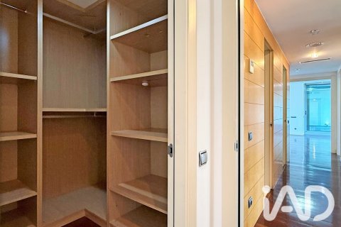4 bedrooms apartment for sale in Barcelona, Catalonia, Spain № 9041 - photo 21