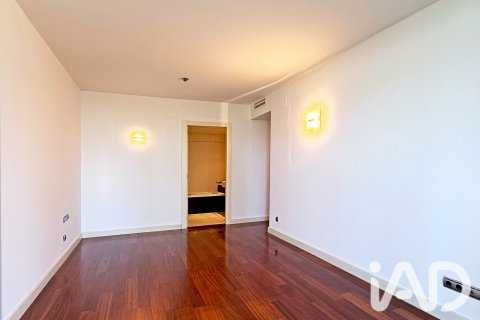 4 bedrooms apartment for sale in Barcelona, Catalonia, Spain № 9041 - photo 20