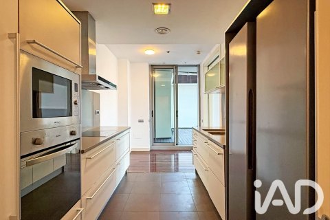 4 bedrooms apartment for sale in Barcelona, Catalonia, Spain № 9041 - photo 17