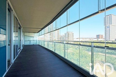 4 bedrooms apartment for sale in Barcelona, Catalonia, Spain № 9041 - photo 13