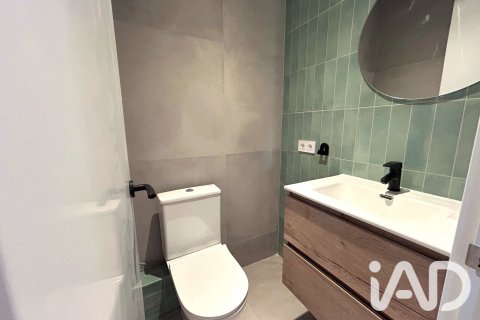 Apartamento de 2 dormitorios en venta en Barcelona, Cataluña, Spain № 9042 - foto 29