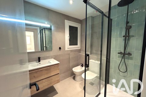 Apartamento de 2 dormitorios en venta en Barcelona, Cataluña, Spain № 9042 - foto 27