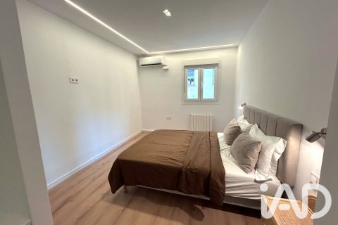 Apartamento de 2 dormitorios en venta en Barcelona, Cataluña, Spain № 9042 - foto 22