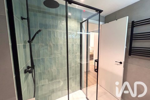 Apartamento de 2 dormitorios en venta en Barcelona, Cataluña, Spain № 9042 - foto 30