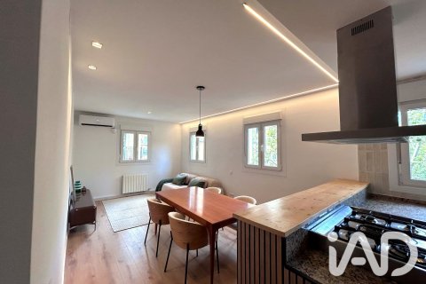 Apartamento de 2 dormitorios en venta en Barcelona, Cataluña, Spain № 9042 - foto 13