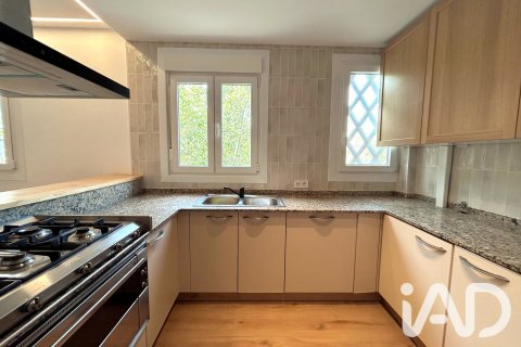 Apartamento de 2 dormitorios en venta en Barcelona, Cataluña, Spain № 9042 - foto 10