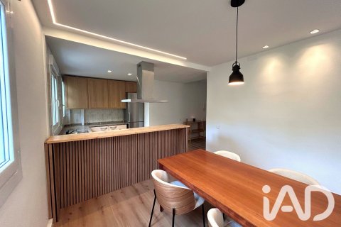 Apartamento de 2 dormitorios en venta en Barcelona, Cataluña, Spain № 9042 - foto 15