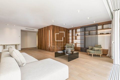 Купить квартиру в Барселона, Испания с 6 спален, 260м², № 4346 - фото 8