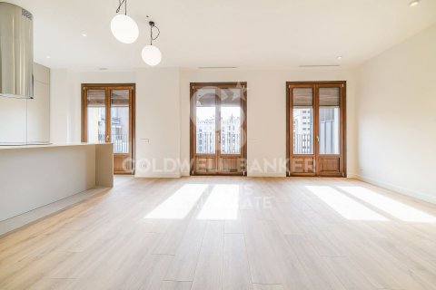 3 bedrooms penthouse for sale in Barcelona, Catalonia, Spain № 5349 - photo 5