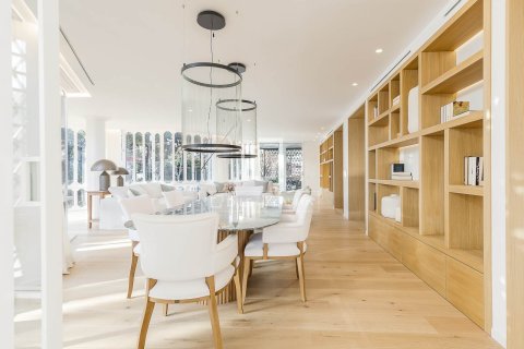 Купить квартиру в Барселона, Испания с 5 спален, 273м², № 4350 - фото 2
