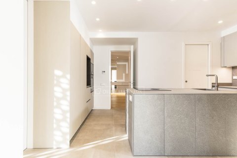 Купить квартиру в Барселона, Испания с 5 спален, 273м², № 4350 - фото 21