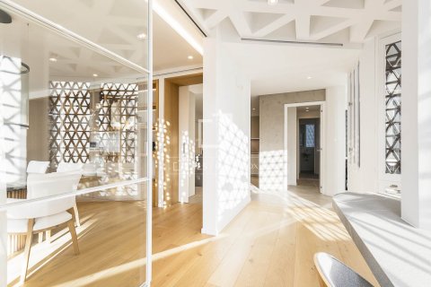 Купить квартиру в Барселона, Испания с 5 спален, 273м², № 4350 - фото 15