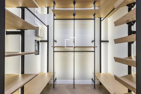 3 bedrooms apartment for sale in Barcelona, Catalonia, Spain № 4351 - photo 14